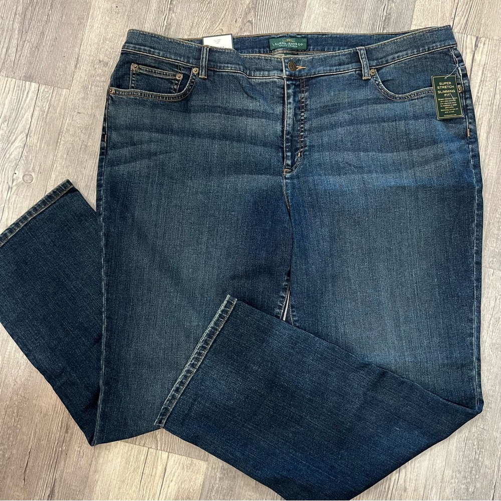 LRL Lauren Woman’s Classic Straight Denim Jeans Medium Wash Plus Size 22
